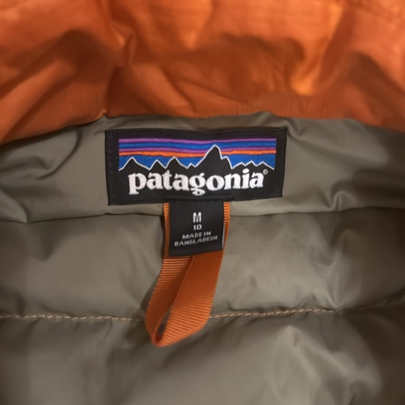 Patagonia Kids Orange Puffer Vest - Picture 3 of 5